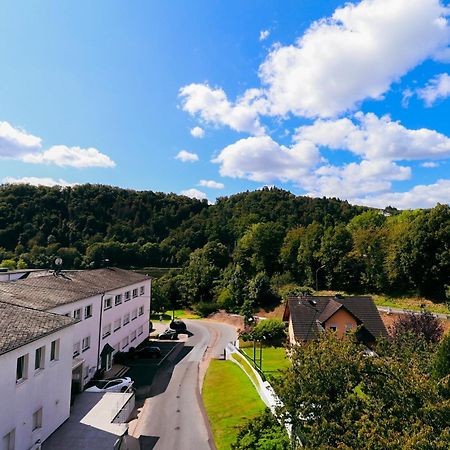 Moderne Fewo Sky Netflix Terrasse Burgblick Boxspringbett Waschtrockner Bullay Eksteriør bilde