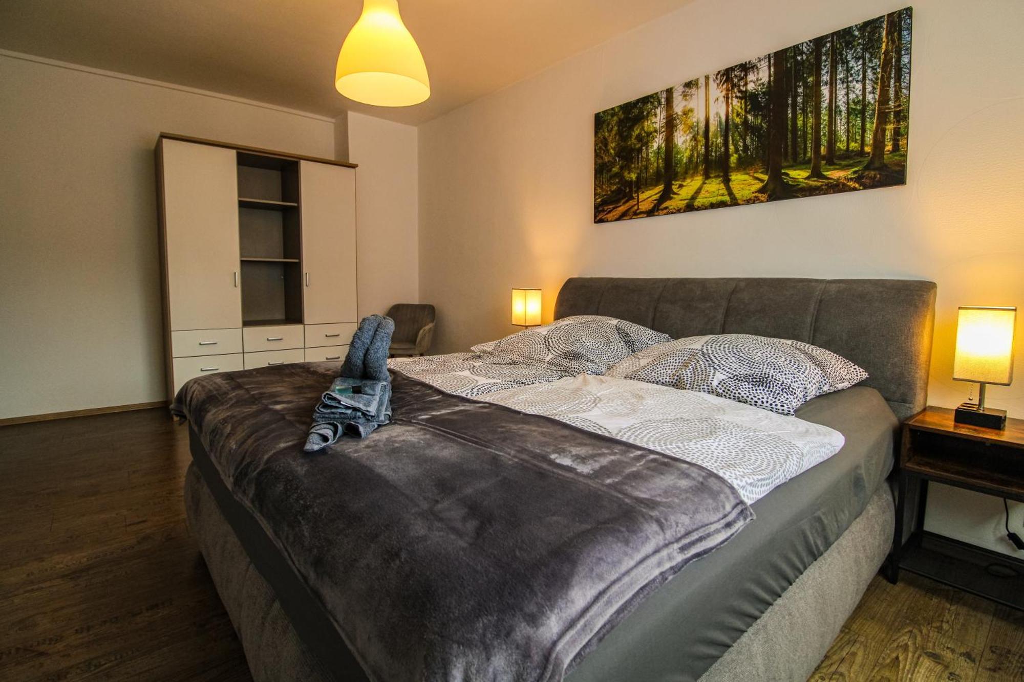 Moderne Fewo Sky Netflix Terrasse Burgblick Boxspringbett Waschtrockner Bullay Eksteriør bilde
